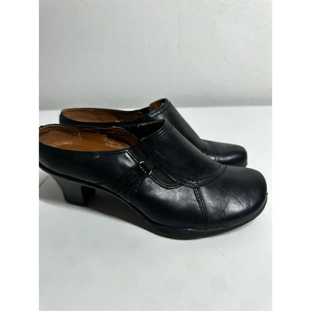 Earth Spirit Classics Women's Size 6 Black Leather Slip On Comfort Wedge Mules
